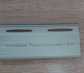 Cửa cuốn Titadoor PM2014